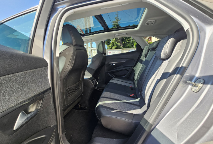 Peugeot 3008 1.2 PureTech 130 ch Allure EAT6 Toit ouvrant 