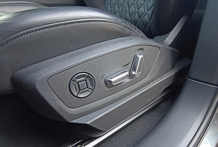 Audi e-tron SPORTBACK 50 313 CH - S-LINE - TO - GTIE 2027 - ORG FRANCE