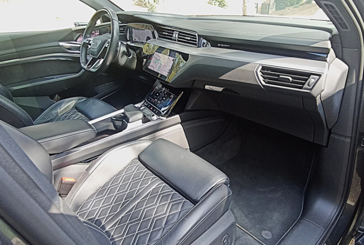 Audi e-tron SPORTBACK 50 313 CH - S-LINE - TO - GTIE 2027 - ORG FRANCE
