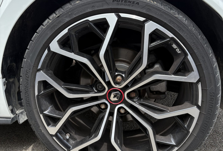Renault Megane Sport EDC RS 280 / Blanc nacré / Toit ouvrant / Volant F1 / BOSE / 4Control / 