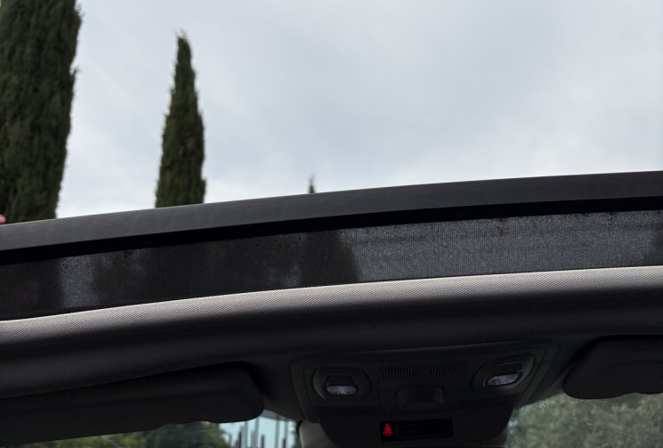 Renault Megane Sport EDC RS 280 / Blanc nacré / Toit ouvrant / Volant F1 / BOSE / 4Control / 