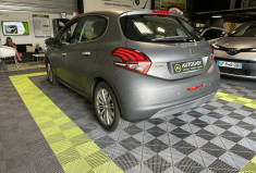 Peugeot 208 1.2 110 CH ALLURE PEINTURE MAT/ 1ERE MAIN