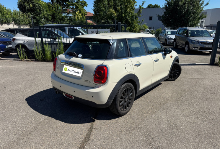 Mini MINI 5 PORTES ONE / 95 CH 