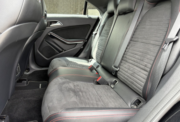 Mercedes CLA 180 1.5 CDI 109 CV AMG LINE