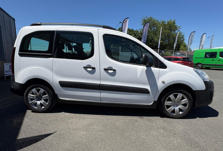Peugeot PARTNER TEPEE 1.6 BLUEHDI 100 / CLIM AUTO / BARRE DE TOIT / GARENTIE 12 MOIS