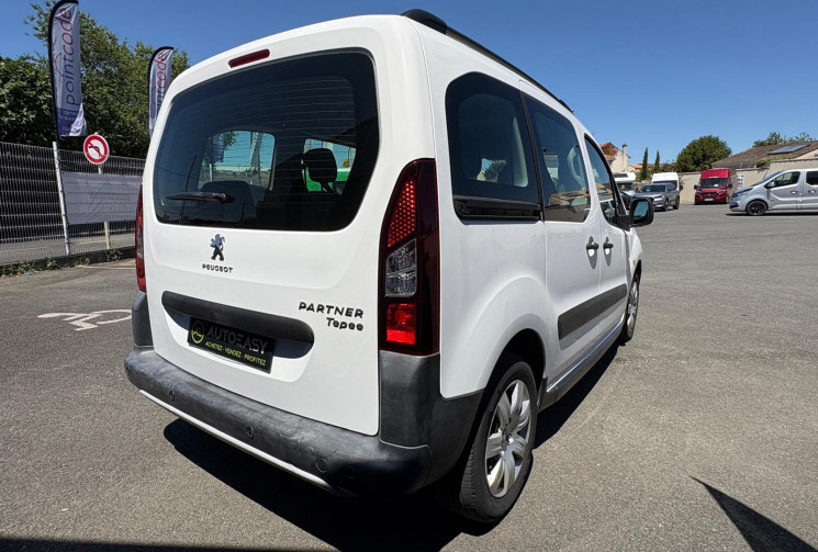 Peugeot PARTNER TEPEE 1.6 BLUEHDI 100 / CLIM AUTO / BARRE DE TOIT / GARENTIE 12 MOIS