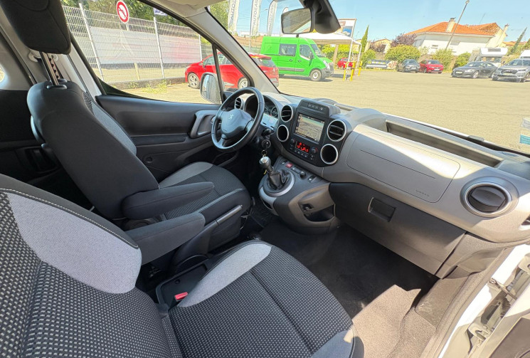 Peugeot PARTNER TEPEE 1.6 BLUEHDI 100 / CLIM AUTO / BARRE DE TOIT / GARENTIE 12 MOIS