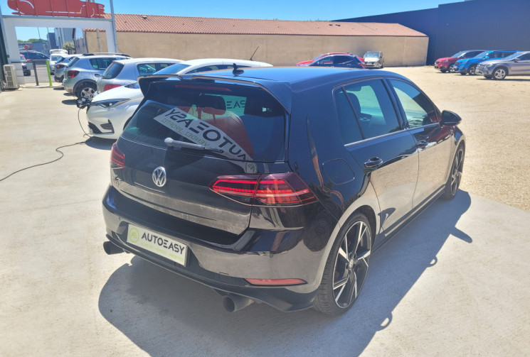 Volkswagen Golf GTI PERFORMANCE 2.0 TSI 230 BLUEMOTION TECHNOLOGY DSG6