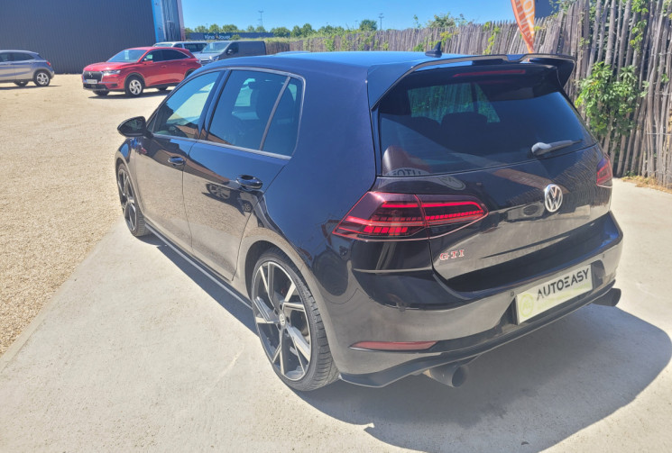 Volkswagen Golf GTI PERFORMANCE 2.0 TSI 230 BLUEMOTION TECHNOLOGY DSG6