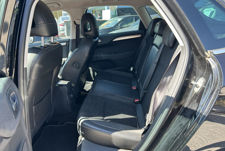 Citroën C4 II 2.0 HDI / BLUEHDI 150 Ch SHINE * DISTRIBUTION NEUVE * GPS