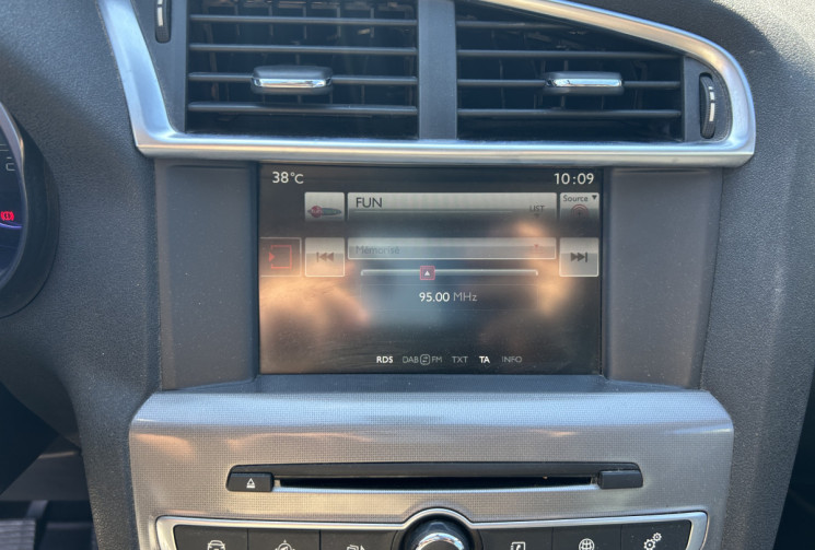 Citroën C4 II 2.0 HDI / BLUEHDI 150 Ch SHINE * DISTRIBUTION NEUVE * GPS