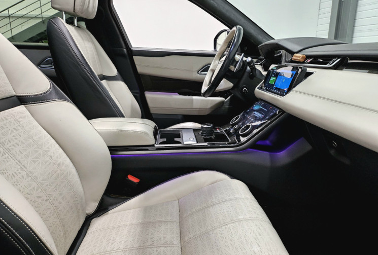 Land-Rover Range Rover Velar tdv6 300 cv R dynamic HSE first edition