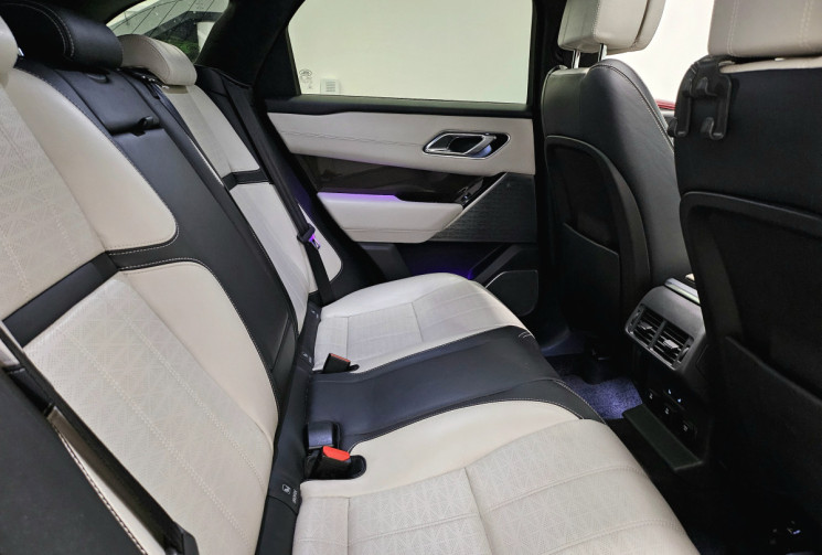 Land-Rover Range Rover Velar tdv6 300 cv R dynamic HSE first edition