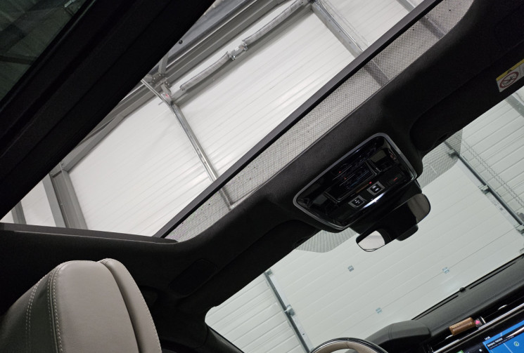 Land-Rover Range Rover Velar tdv6 300 cv R dynamic HSE first edition / moteur changé