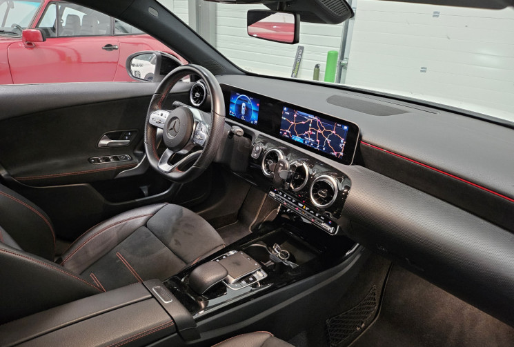 Mercedes Classe A 180 7G-DCT 136 cv amg line / origine france / entretien concession