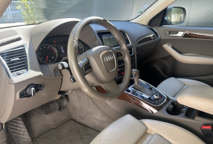 Audi Q5 I 2.0 TFSI Quattro S Tronic7 211 Avus Sièges chauffants / Toit Ouvrant / Hayon électrique