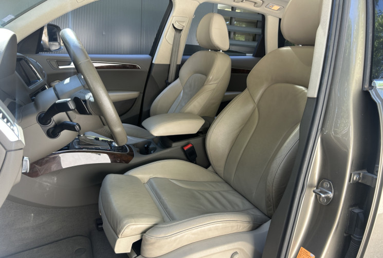 Audi Q5 I 2.0 TFSI Quattro S Tronic7 211 Avus Sièges chauffants / Toit Ouvrant / Hayon électrique