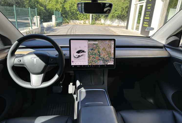 Tesla Model Y Dual Motor Long Range AWD 75KWh * AUTONOMIE 533 KM * GARANTIE 06/2026