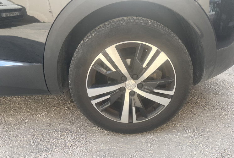 Peugeot 3008 II 1.2 130 ch ALLURE Boîte auto