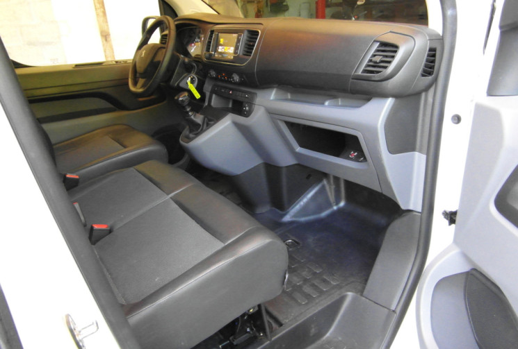 Peugeot Expert EXPERT FGN TOLE STANDARD 1.5 BLUEHDI 120 S&S BVM6 ASPHALT 