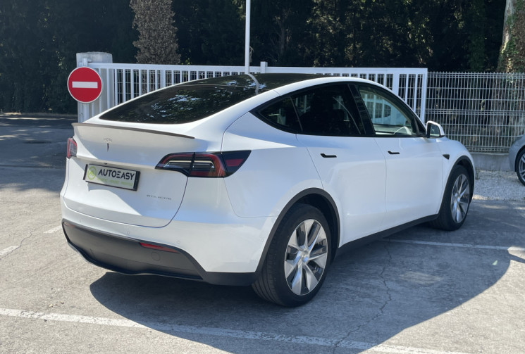 Tesla Model Y Dual Motor Long Range AWD 75KWh * AUTONOMIE 533 KM / GARANTIE 06/2026 / 1ère main
