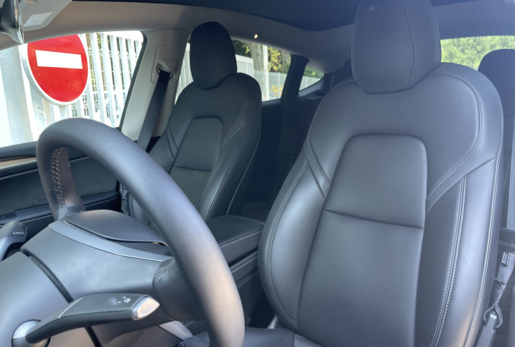 Tesla Model Y Dual Motor Long Range AWD 75KWh * AUTONOMIE 533 KM / GARANTIE 06/2026 / 1ère main