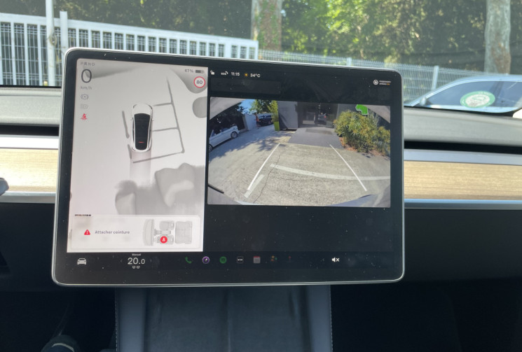 Tesla Model Y Dual Motor Long Range AWD 75KWh * AUTONOMIE 533 KM / GARANTIE 06/2026 / 1ère main