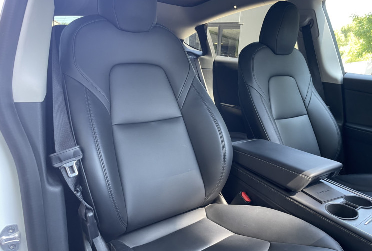 Tesla Model Y Dual Motor Long Range AWD 75KWh * AUTONOMIE 533 KM / GARANTIE 06/2026 / 1ère main