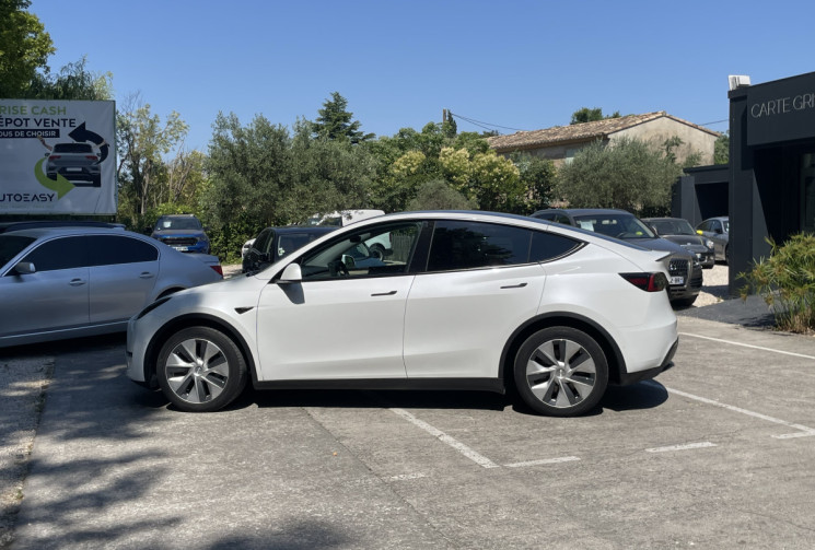Tesla Model Y Dual Motor Long Range AWD 75KWh * AUTONOMIE 533 KM / GARANTIE 06/2026 / 1ère main