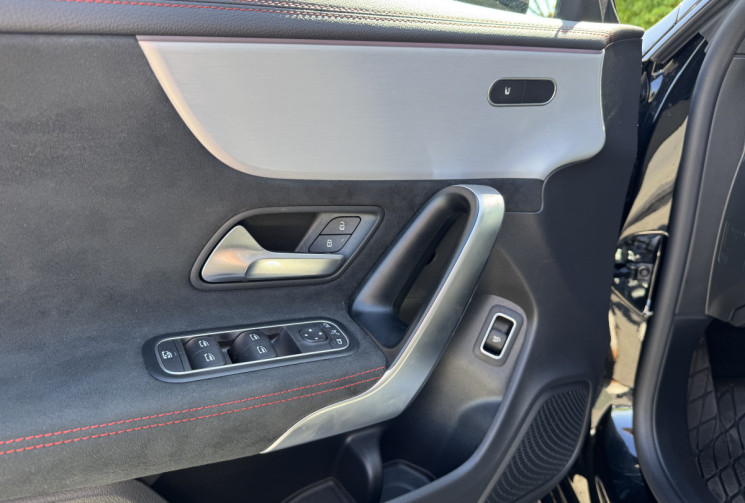 Mercedes CLA 220D 190CH AMG LINE 8G-DCT