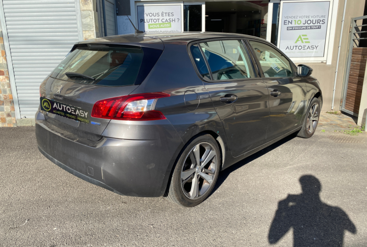Peugeot 308  II 1.2 e-THP 110 cv STYLE