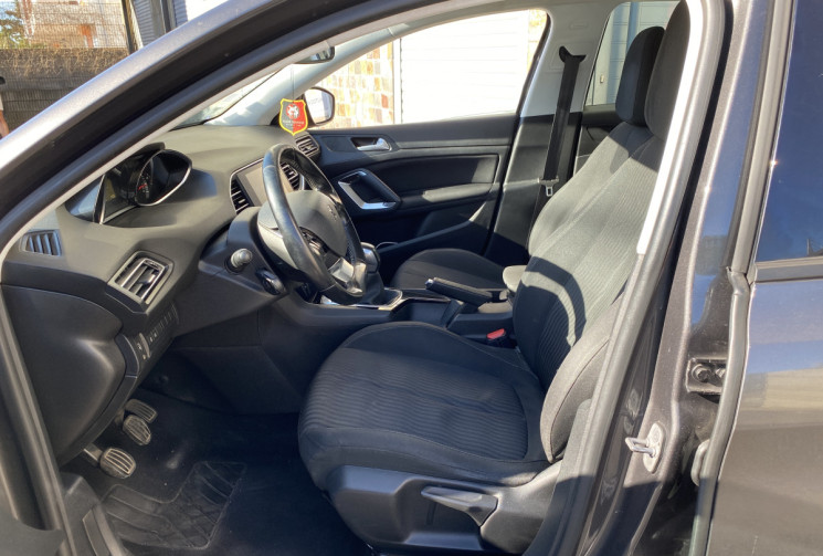 Peugeot 308  II 1.2 e-THP 110 cv STYLE