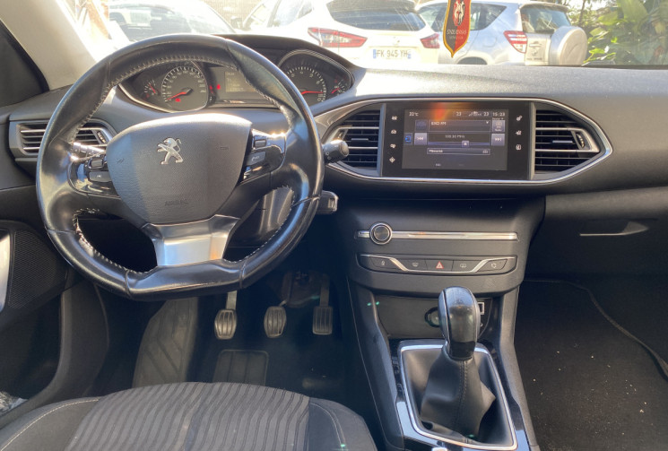 Peugeot 308  II 1.2 e-THP 110 cv STYLE