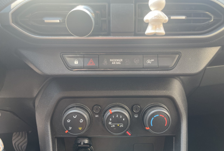 Dacia Sandero III 1.0 SCe Essential 65 ch