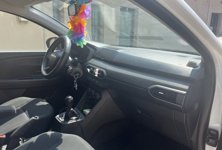 Dacia Sandero III 1.0 SCe Essential 65 ch