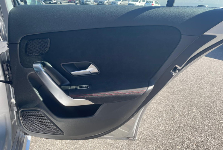 Mercedes Classe A 200 7G-DCT 163 AMG LINE / CARPLAY / ENTRETIEN FULL MERCEDES / GARANTIE 12 MOIS