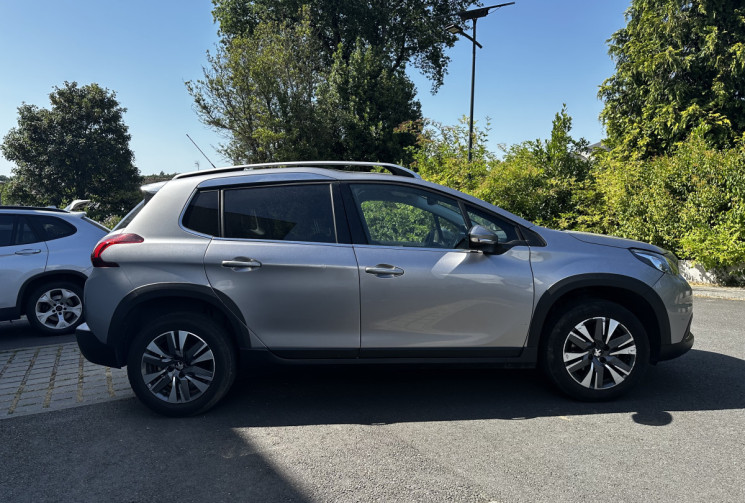 Peugeot 2008  1.2 110ch Allure