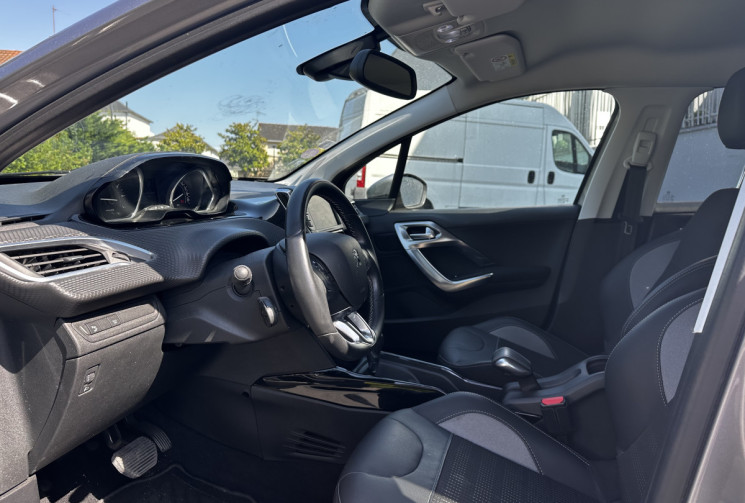 Peugeot 2008  1.2 110ch Allure