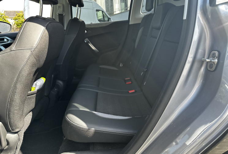 Peugeot 2008  1.2 110ch Allure