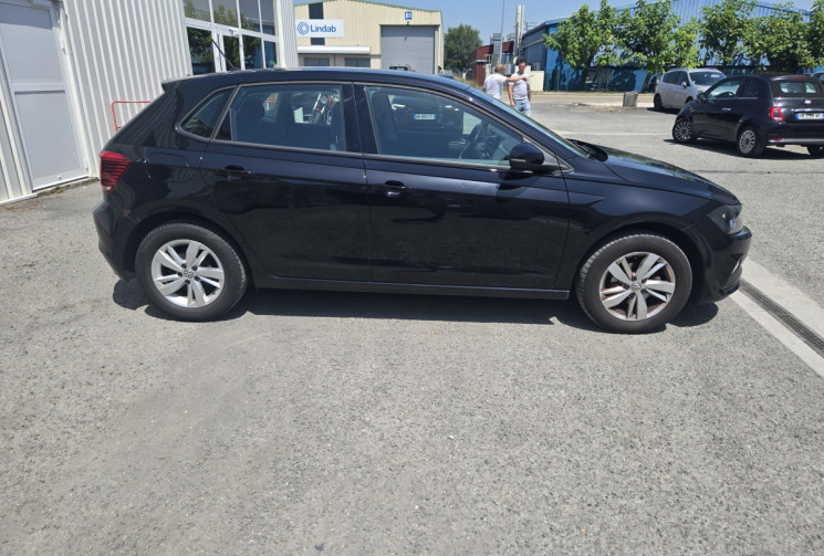 Volkswagen Polo VI 1.0 TSI 12V BMT 95 cv LOUNGE * CARPLAY * CAMERA * ENTRETIEN A JOUR*              