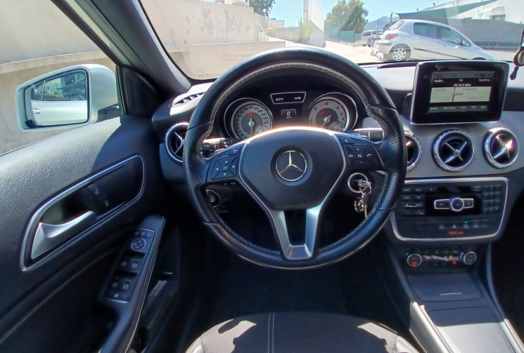 Mercedes GLA 180 1.5 CDi 16V 7G-DCT BUSINESS EXCLUSIVE