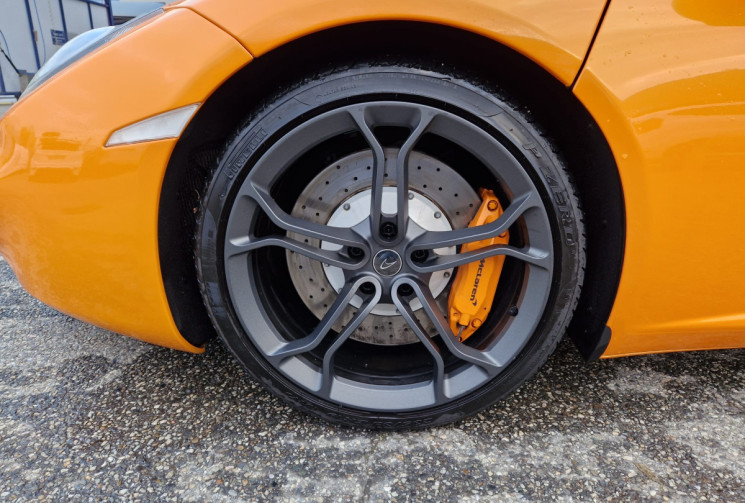MCLAREN MP4 12C Spider V8 3.8L 625 Volcano Orange - 1ère main - suivi rigoureux - état collection