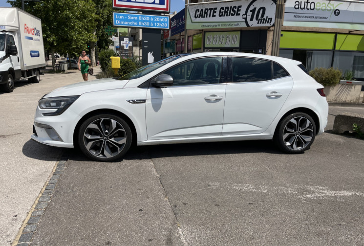 Renault Megane IV Hatchback 1.6 dCi 130 cv