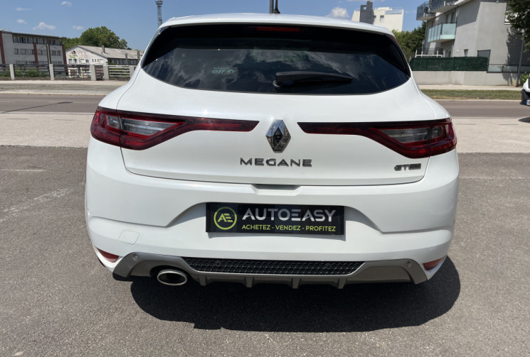 Renault Megane IV Hatchback 1.6 dCi 130 cv