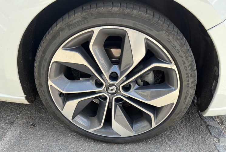 Renault Megane IV Hatchback 1.6 dCi 130 cv