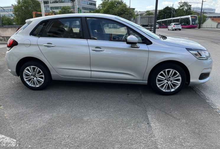 Citroën C4 II 1.2 THP S&S 110 cv