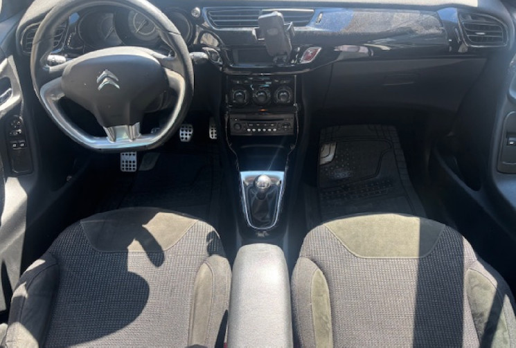 Citroën C3 1.6 Vti exclusive Airdream 120cv  Origine France 3eme main / CLIM / JANTE 17P /