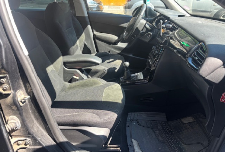 Citroën C3 1.6 Vti exclusive Airdream 120cv  Origine France 3eme main / CLIM / JANTE 17P /
