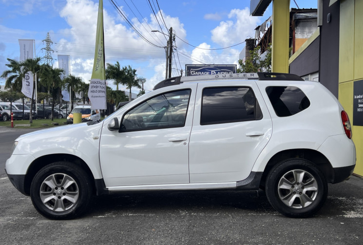 Dacia Duster I Phase 2 SUV 1.5 dCi FAP 4x4 110 cv Prestige // Car Play et Android Auto intégré