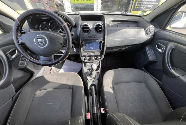 Dacia Duster I Phase 2 SUV 1.5 dCi FAP 4x4 110 cv Prestige // Car Play et Android Auto intégré